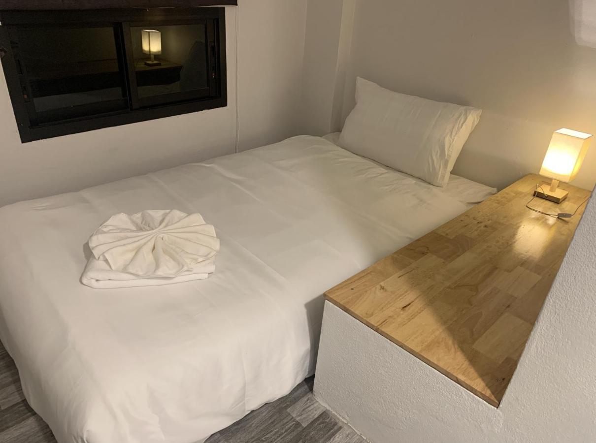 Life Hotel Rong Khun Ban Mai  Exteriör bild